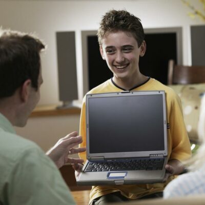 Buying laptops from Costco? Here’re some brand suggestions for you