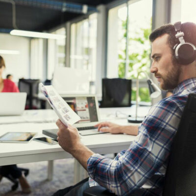 These are the most important pros and cons of online MBA