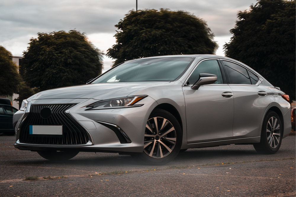 Lexus UX 200 – Key Features and Trims